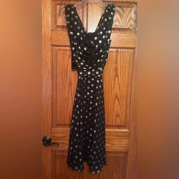 Black and gold chiffon dress - Picture 5 of 7